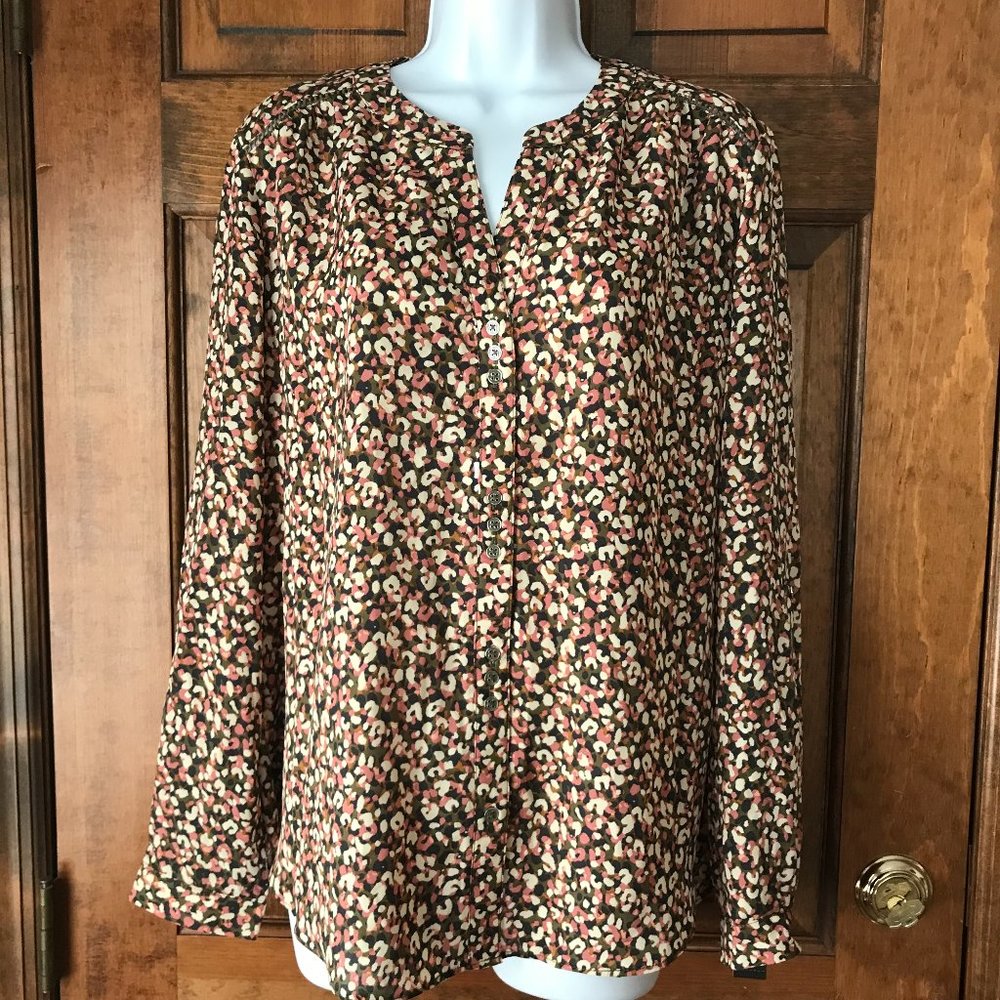 NWT Zac & Rachel Petite Olive w/Scattered Mauve & Ecru Pattern Tunic Blouse PXL